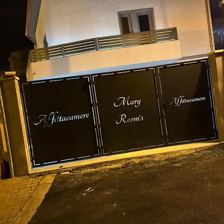 Guest house Mary's *