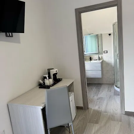 בית הארחה Mary's 3*